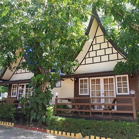 Luna Hut Resort Hua Hin Buitenkant foto