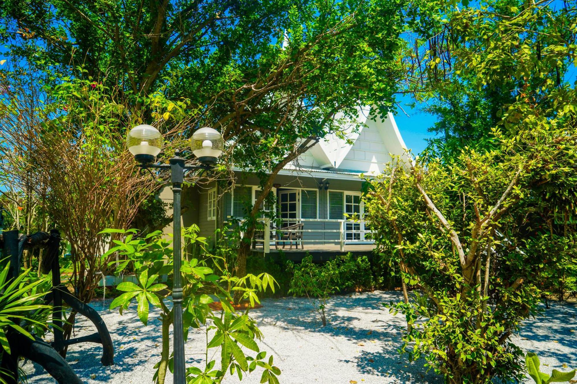 Luna Hut Resort Hua Hin Buitenkant foto