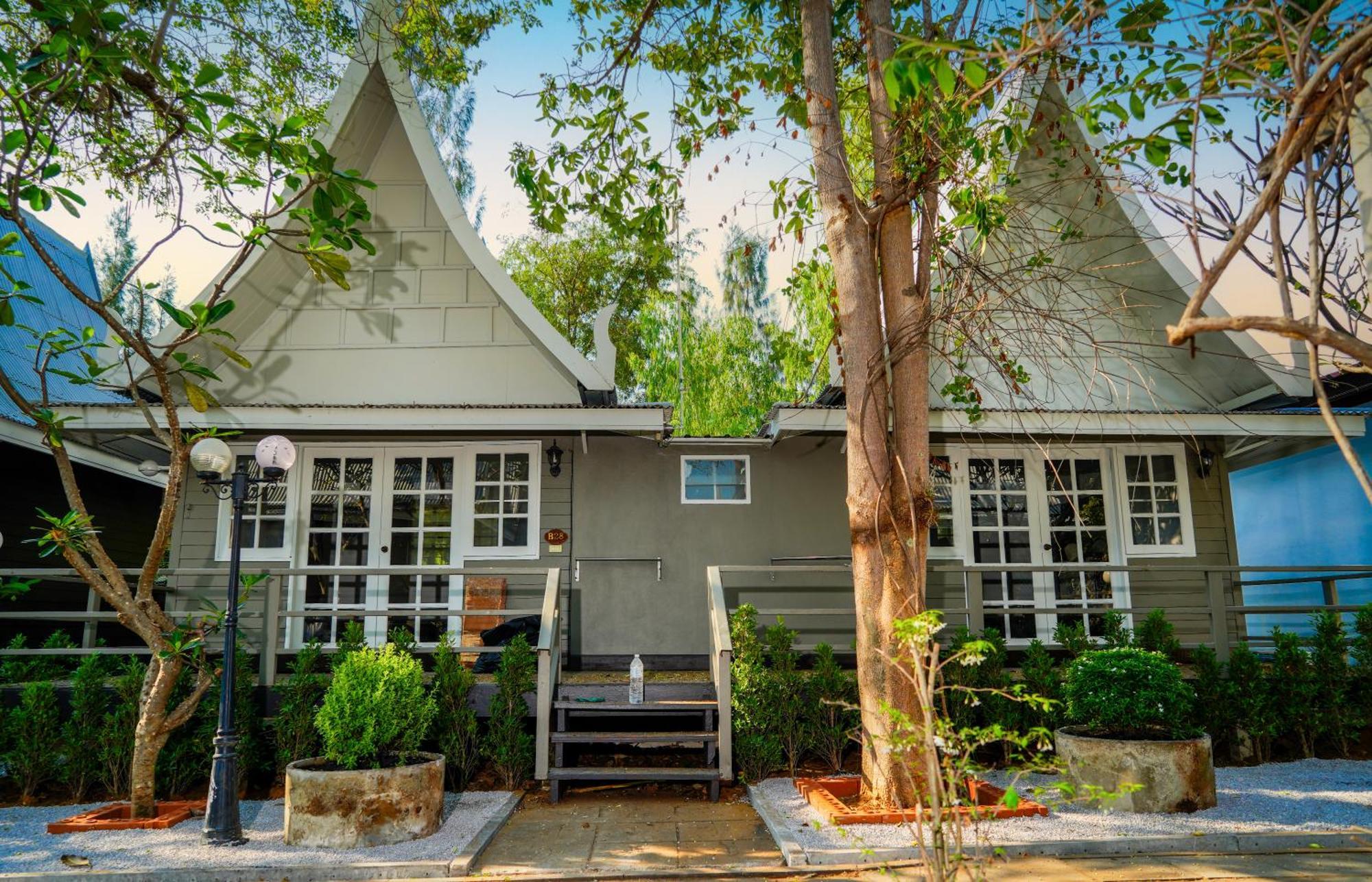 Luna Hut Resort Hua Hin Buitenkant foto