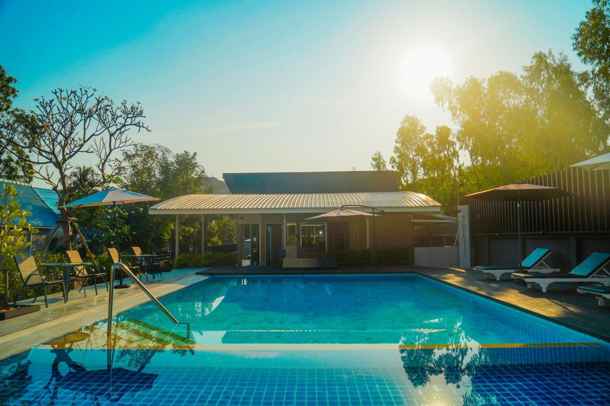 Luna Hut Resort Hua Hin Buitenkant foto