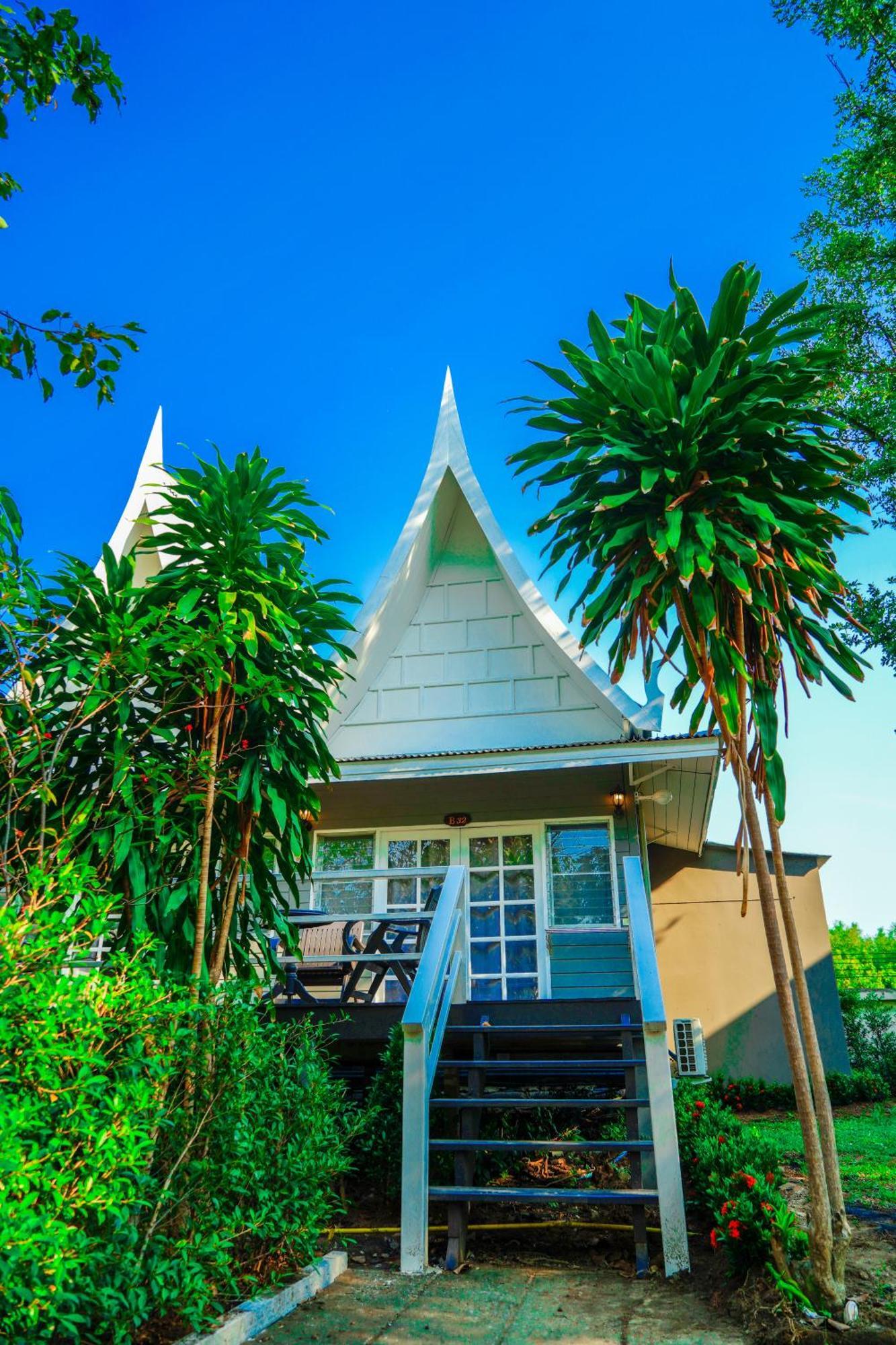 Luna Hut Resort Hua Hin Buitenkant foto