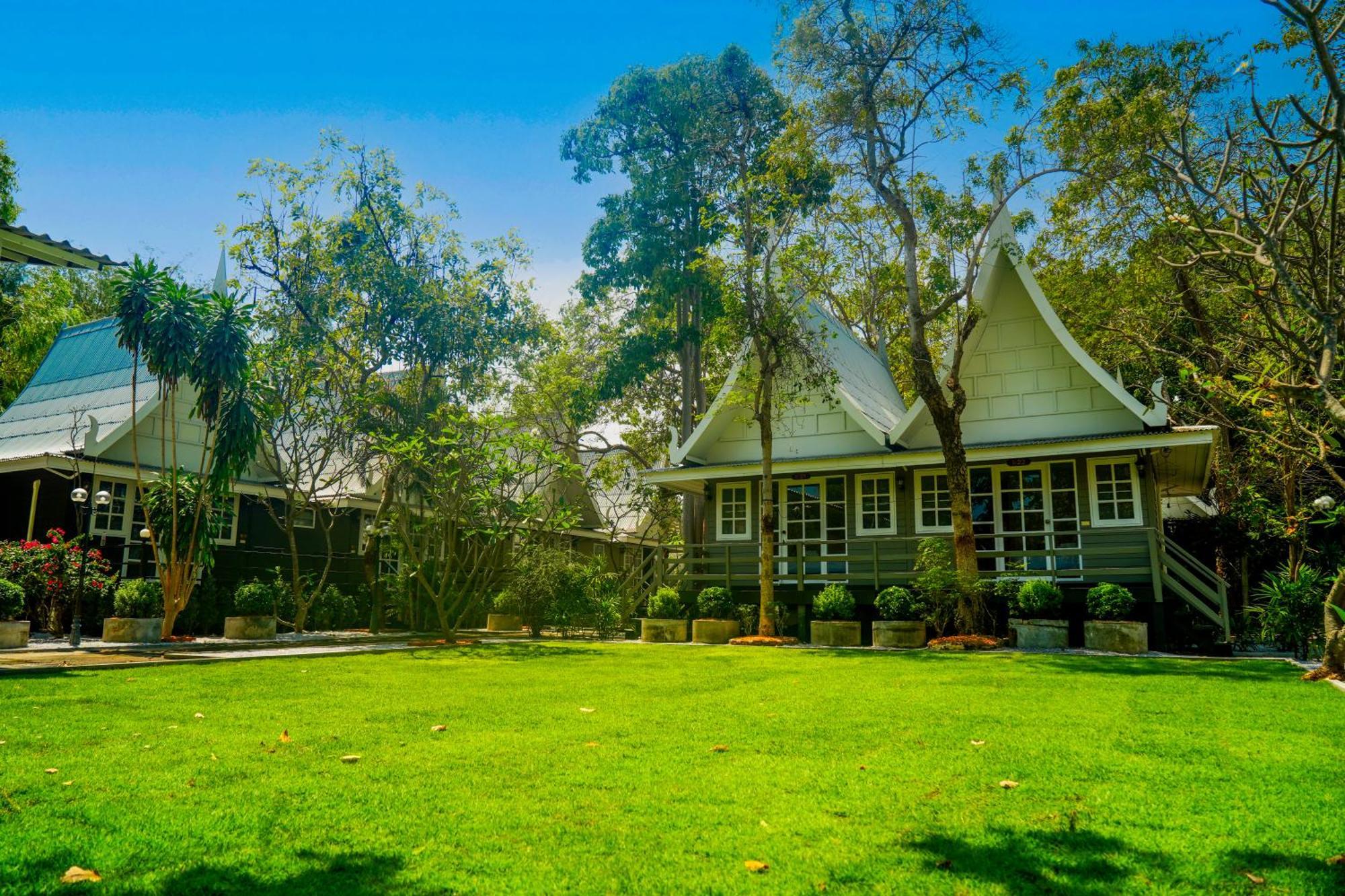 Luna Hut Resort Hua Hin Buitenkant foto